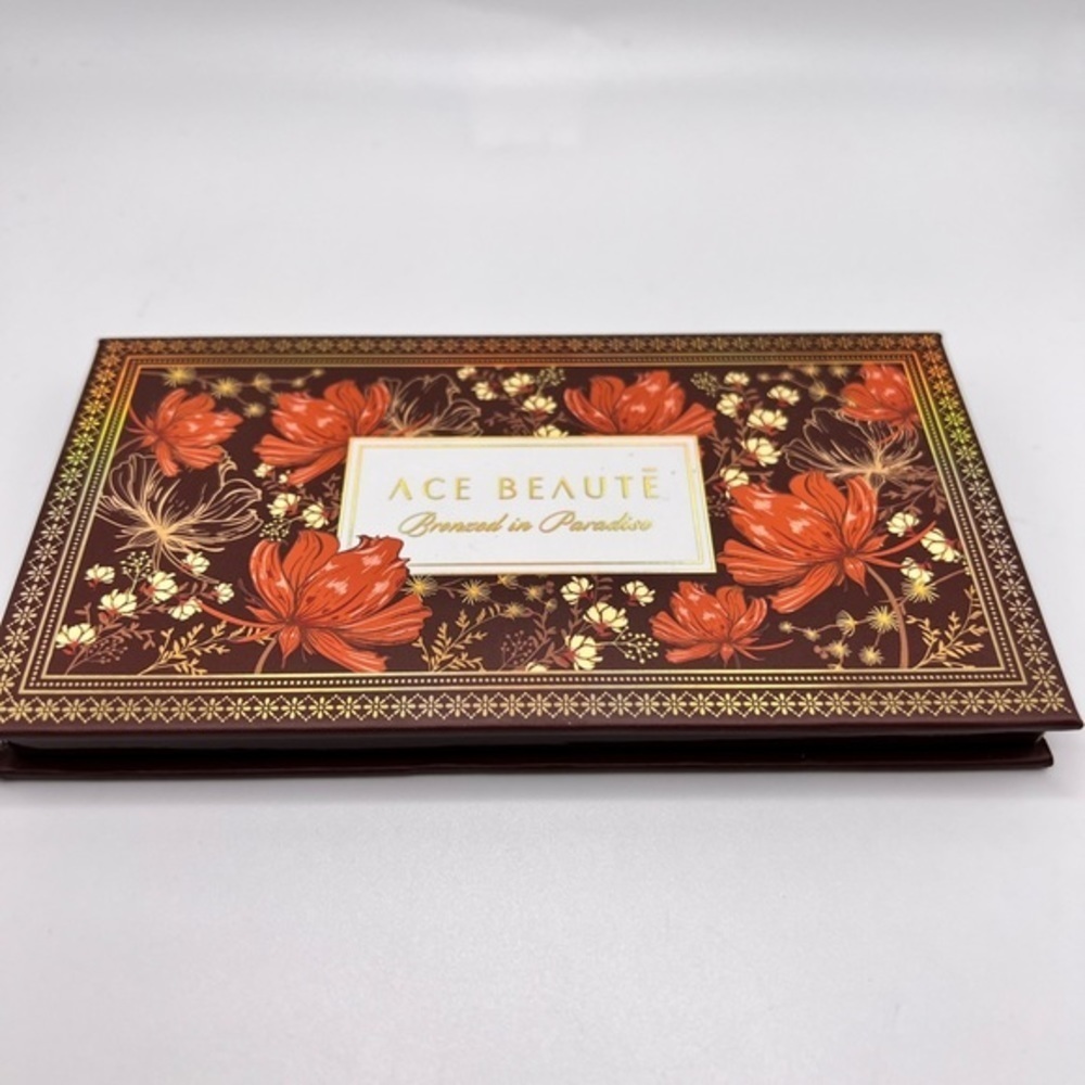 New Ace Beauté Bronzed in Paradise Bronzer & Contour Palette OS